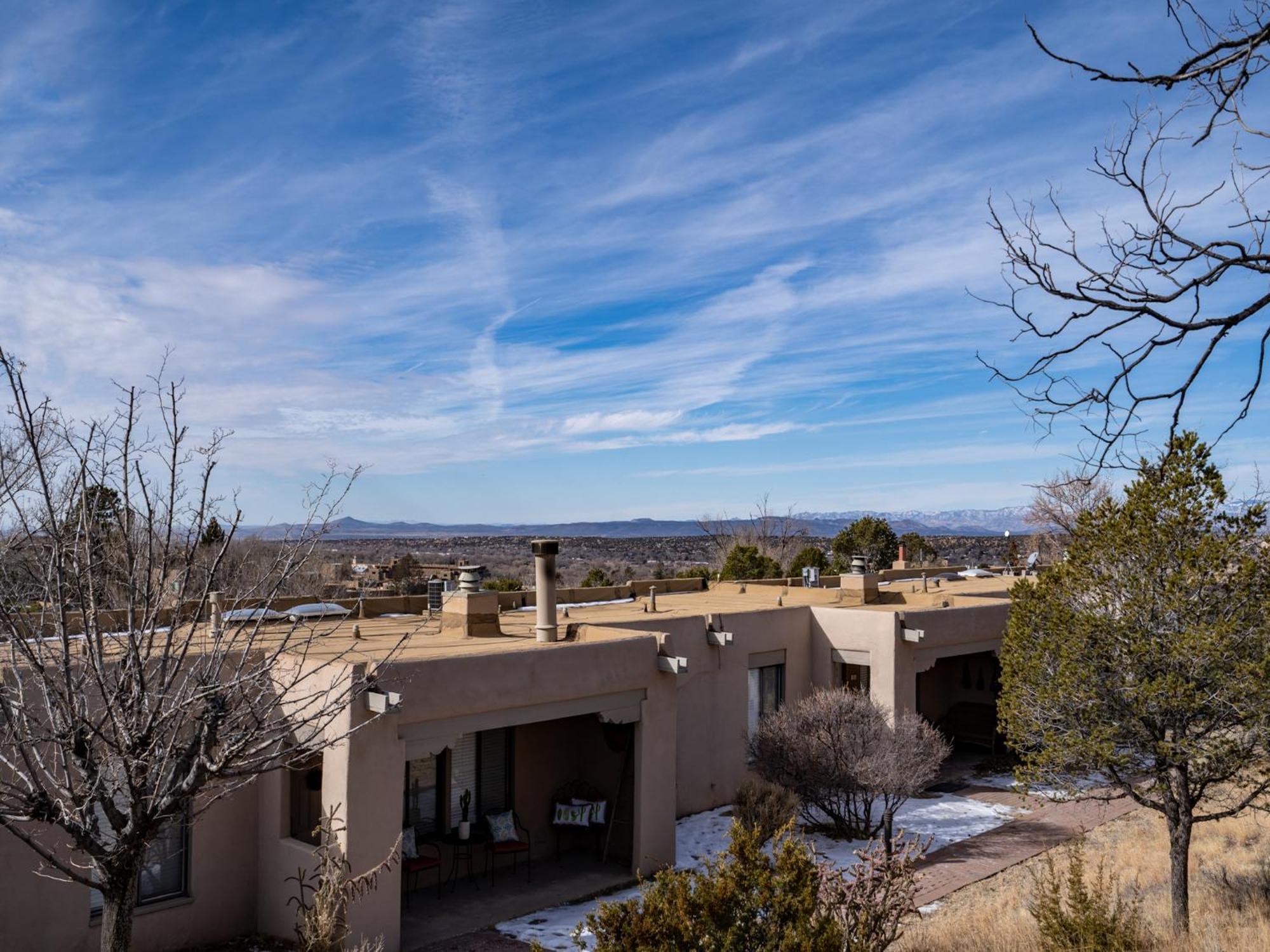 Artist Road #31, 2 Bedrooms, Sleeps 4, Wood Fireplace, Wifi, Pool Access Appartement *